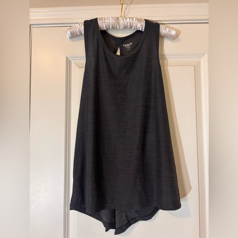 Woman’s Black Tank Top